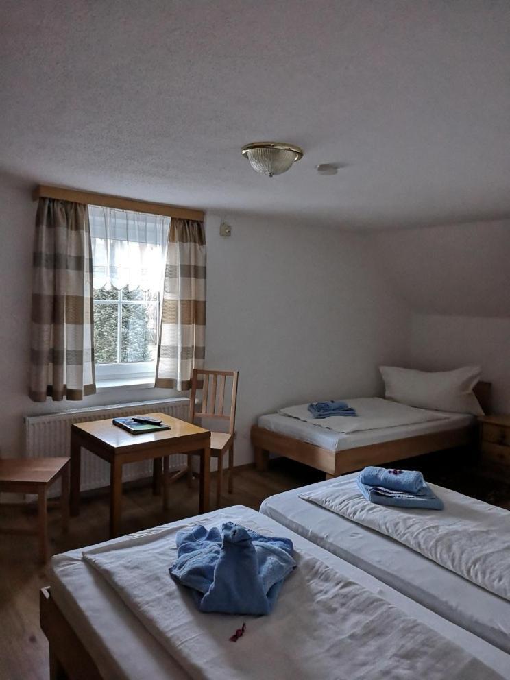 Gasthof Widenschek Thalheim Экстерьер фото